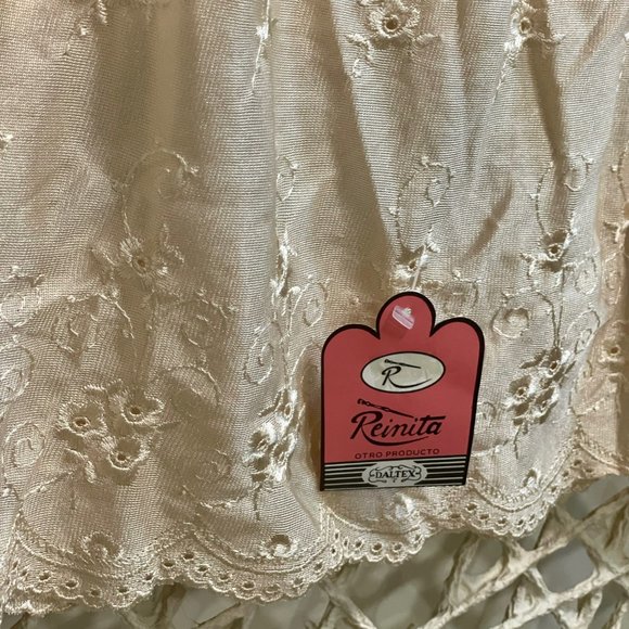 Nude/Beige half-slip NWT -Sizes M, L & XL - Picture 4 of 6